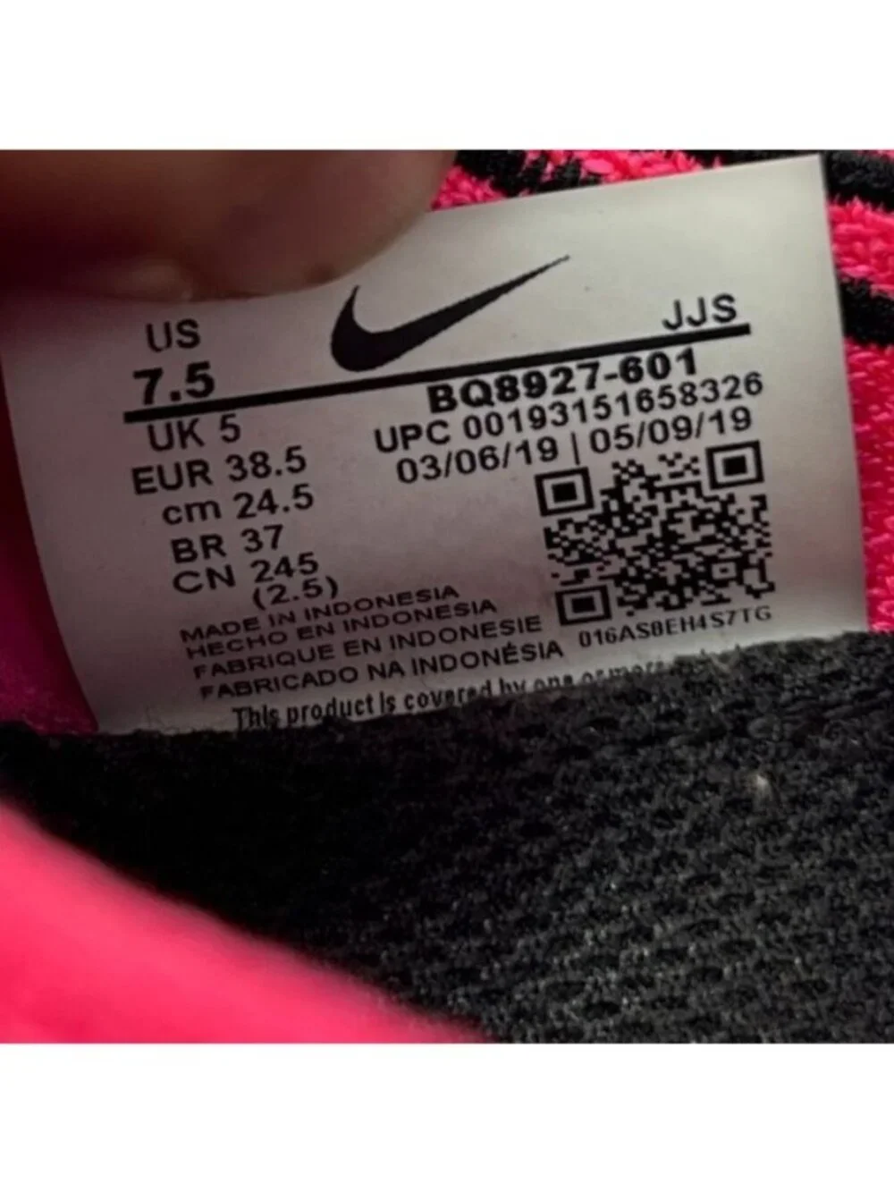 Nike Womens Epic React Flyknit Running Shoes Pink/Black US 7.5